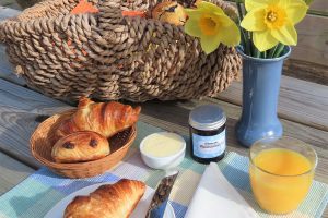 breakfast-at-trennicks-cornwall-b